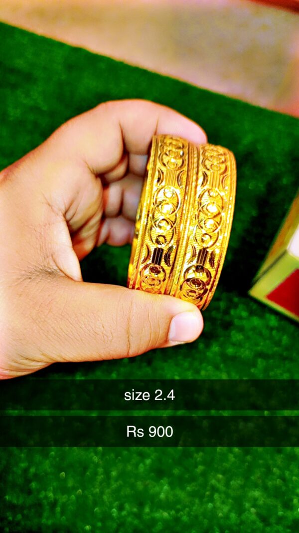 Golden Look Bangles for Women – Best for Functions