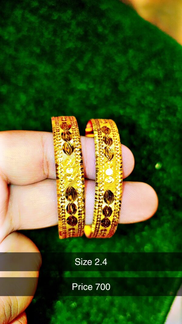 Ethnic Gold-Plated Bangles – Elegant Look for Festivals & Weddings